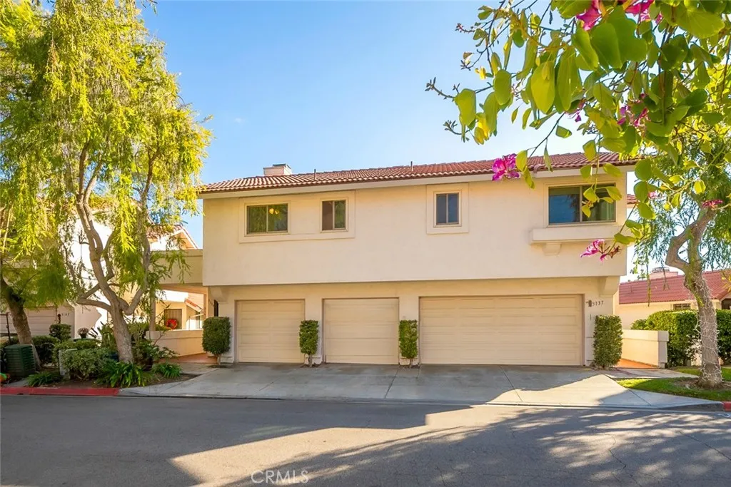 Photo #3: ND25271068 Listing: Photo #3