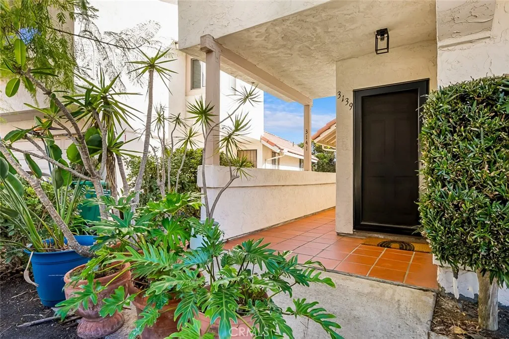 Photo #9: ND25271068 Listing: Photo #9