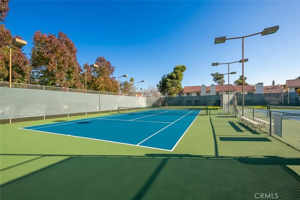 Photo #8: ND25271068 Listing: Photo #8