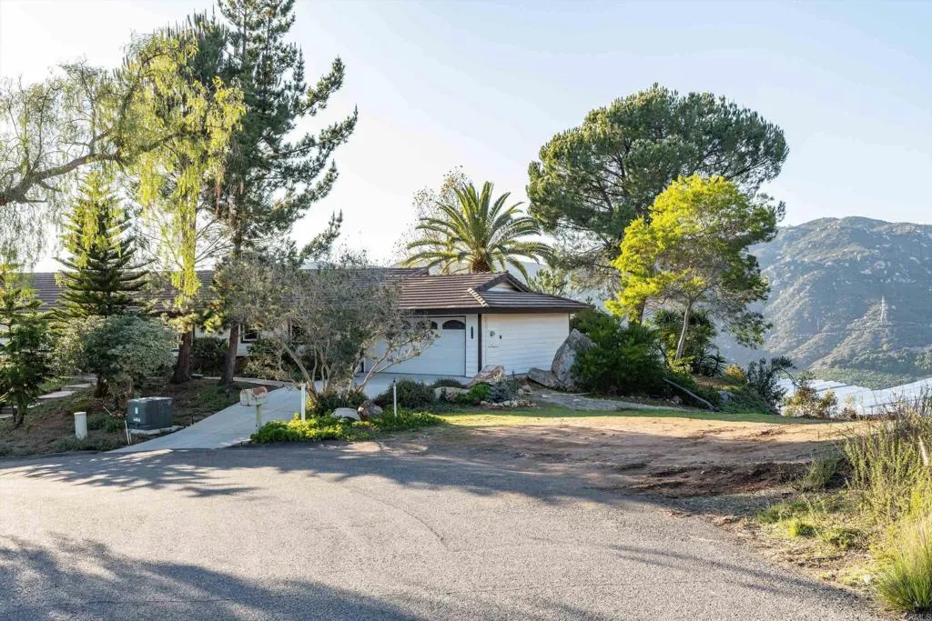 https://cdn.realtyfeed.com/cdn/127/306600012/b000ea064243618786911bd1916a29fd.webp