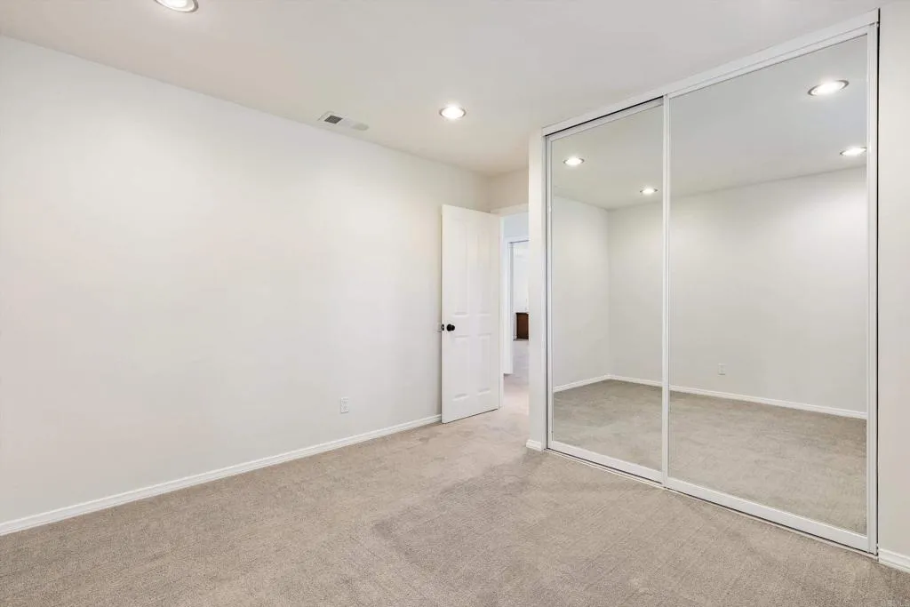 https://cdn.realtyfeed.com/cdn/127/306600012/c4df63d4fe7c54baa621db759e80c524.webp