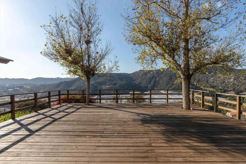 https://cdn.realtyfeed.com/cdn/127/306600012/d515928c44d20c14ae57bc5d06a56018.webp