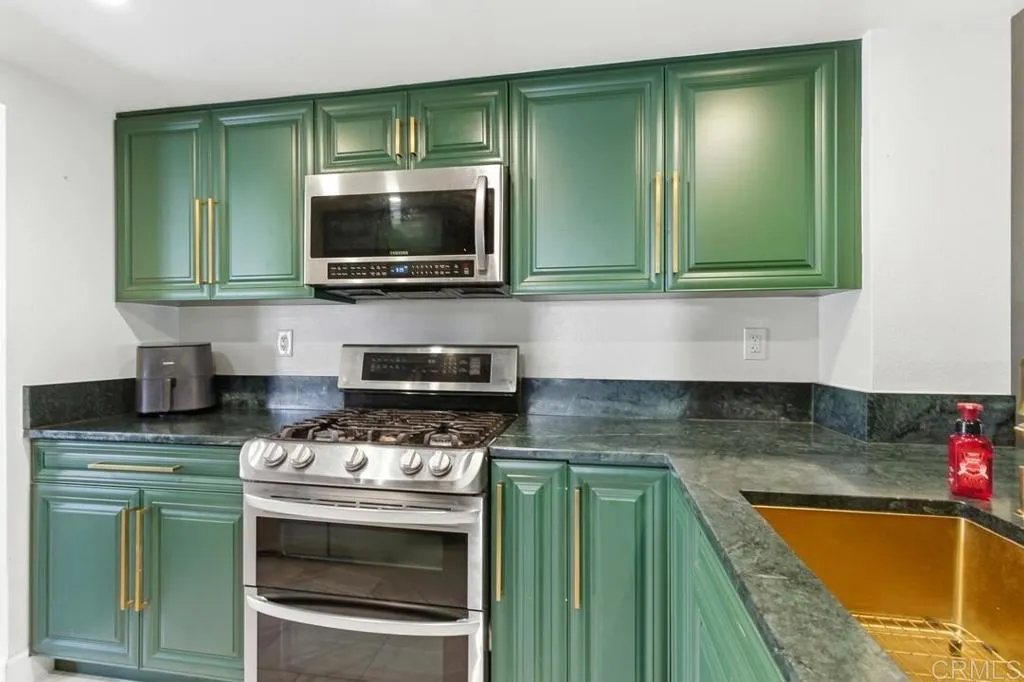 Photo #9: PTP2509009 Listing: Photo #9