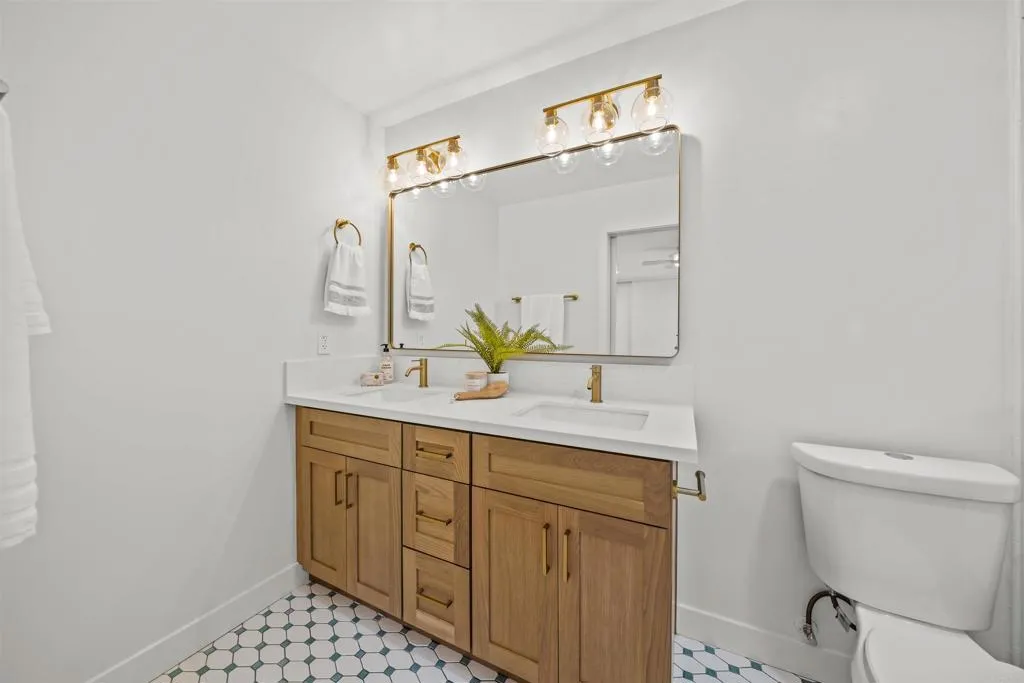 https://cdn.realtyfeed.com/cdn/127/306600047/ce7839b29b109a5e17cb2f58d7d11a09.webp