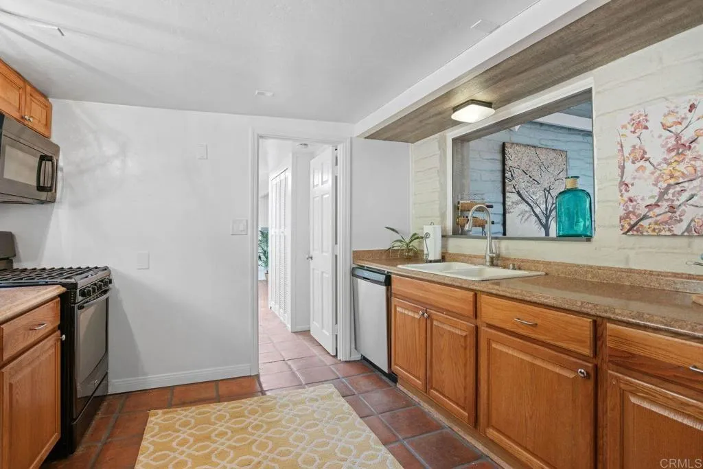 https://cdn.realtyfeed.com/cdn/127/306600062/01cc721a7c1aad80ec3009b1f2b6fb50.webp