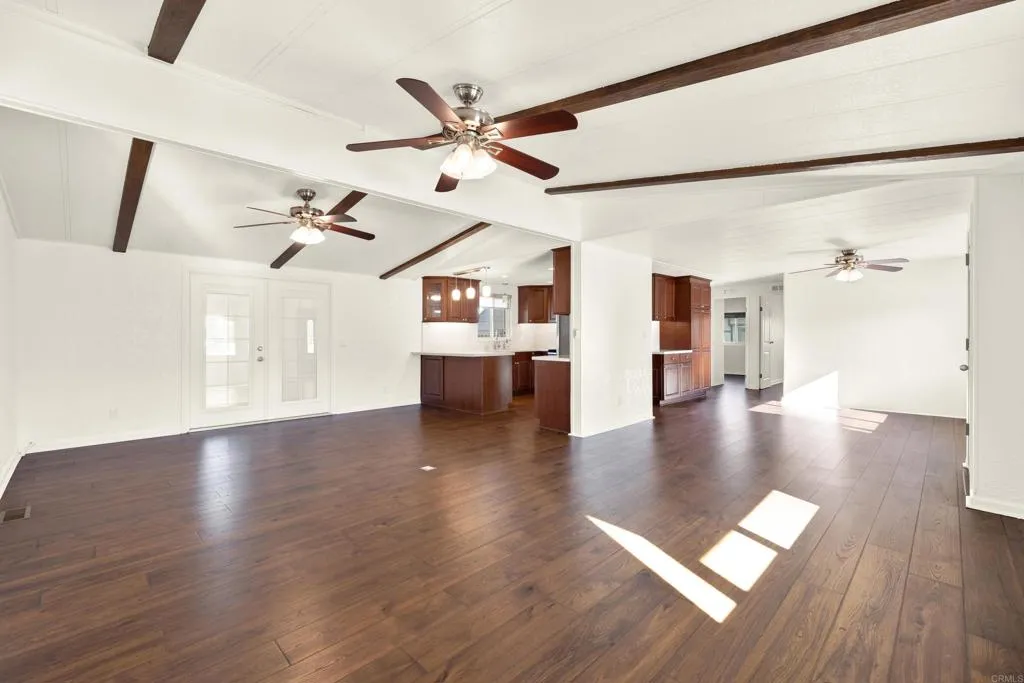 https://cdn.realtyfeed.com/cdn/127/306600103/3bde020c6daba750b3829bcf9c83eb6b.webp