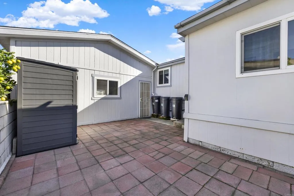 https://cdn.realtyfeed.com/cdn/127/306600103/56a07653da3c937bfed012ba662822a8.webp