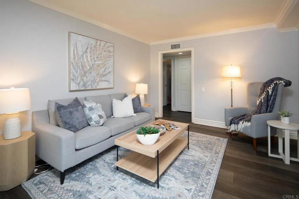 https://cdn.realtyfeed.com/cdn/127/306600105/fcc6eb599d76d1f70b24fc06779857bd.webp