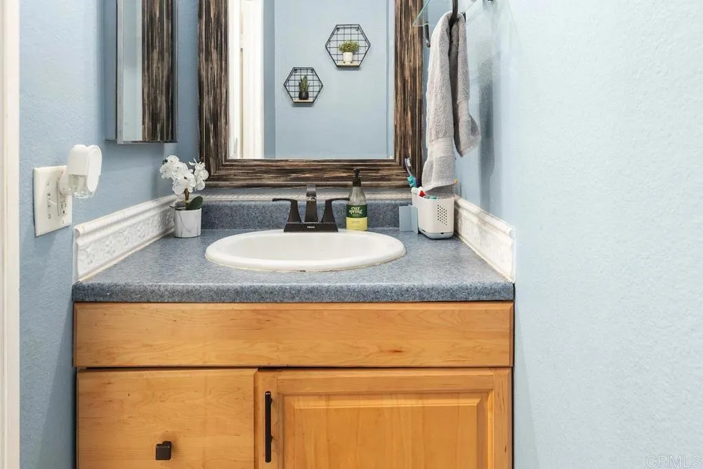 https://cdn.realtyfeed.com/cdn/127/306600137/a78dc2c2cec0f5b29748b66260a31120.webp