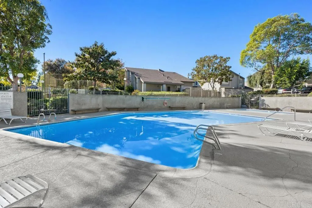 https://cdn.realtyfeed.com/cdn/127/306600137/f59c7ea38d1a1619023f856c80148cc3.webp