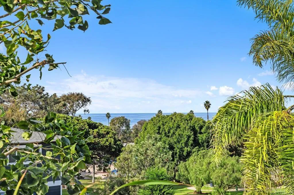 https://cdn.realtyfeed.com/cdn/127/306600170/75683d160bc26376c150d5b77619620f.webp