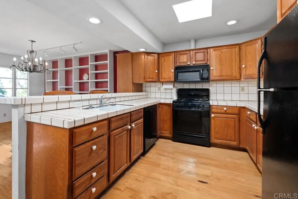https://cdn.realtyfeed.com/cdn/127/306600170/8d41888accaf309ac0c354e60da14471.webp