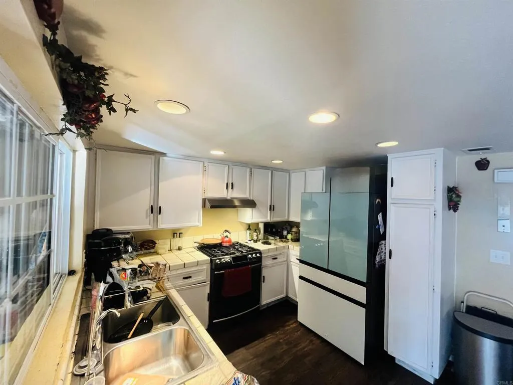 https://cdn.realtyfeed.com/cdn/127/306600196/23d6c5d5b6d12f014091da54c8466322.webp