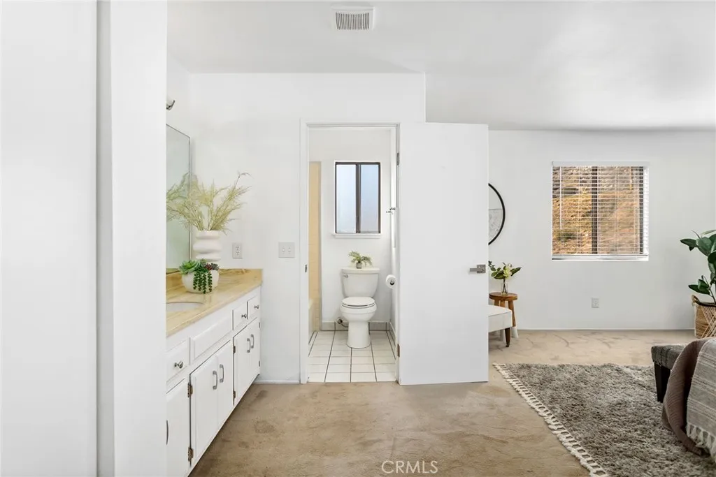 https://cdn.realtyfeed.com/cdn/127/306600234/1ff13350dbd0a3a65ca70f7102ea7d39.webp