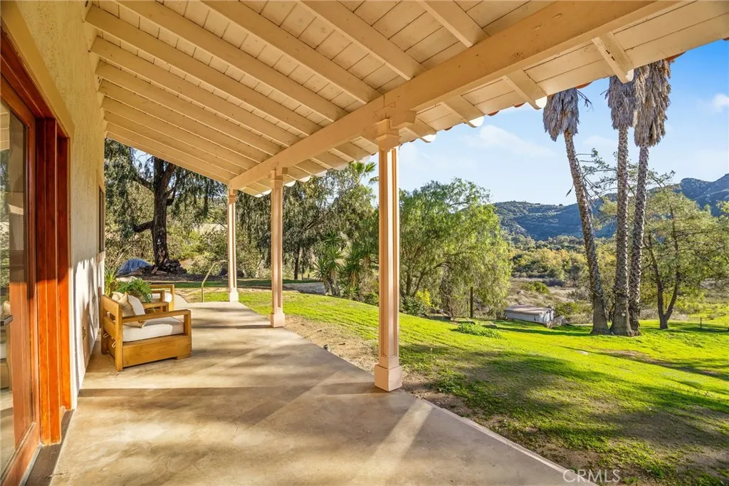 https://cdn.realtyfeed.com/cdn/127/306600234/2f7b680f08af3061e1c1d4d54b24eea2.webp