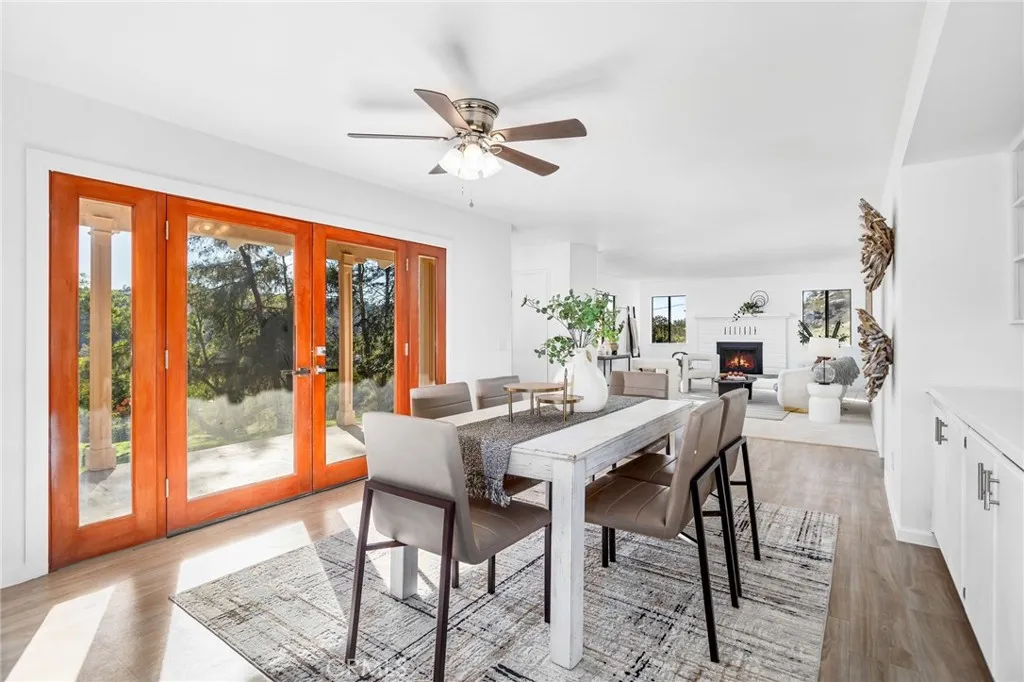 https://cdn.realtyfeed.com/cdn/127/306600234/53dc6100ab58a972e247b6fec783d3bb.webp