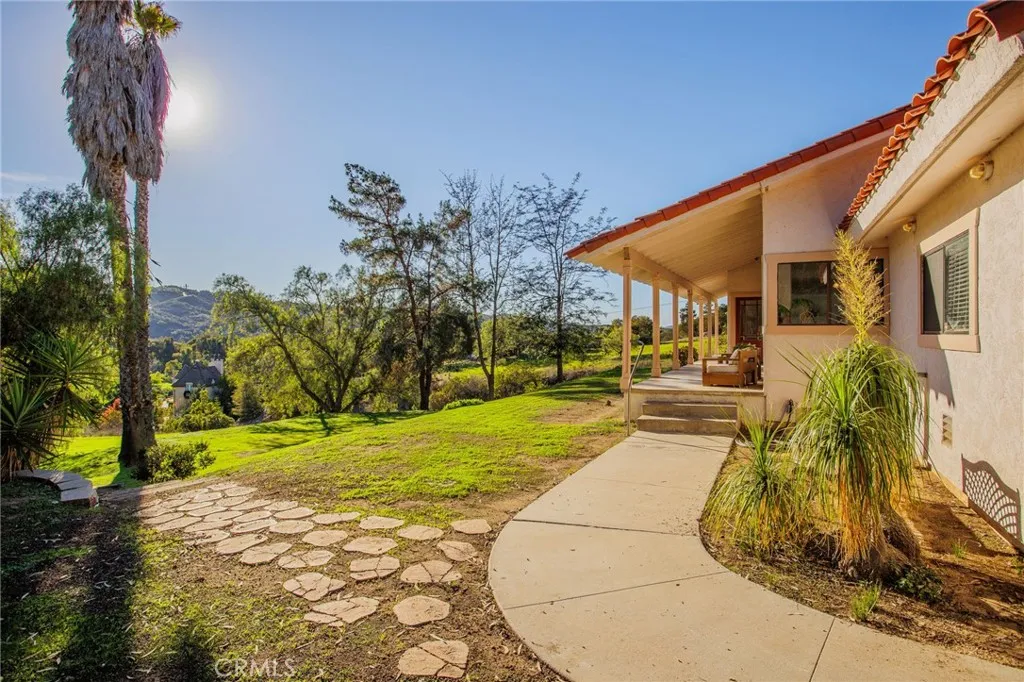 https://cdn.realtyfeed.com/cdn/127/306600234/c5e5861fb405ce07ead7571345baf939.webp