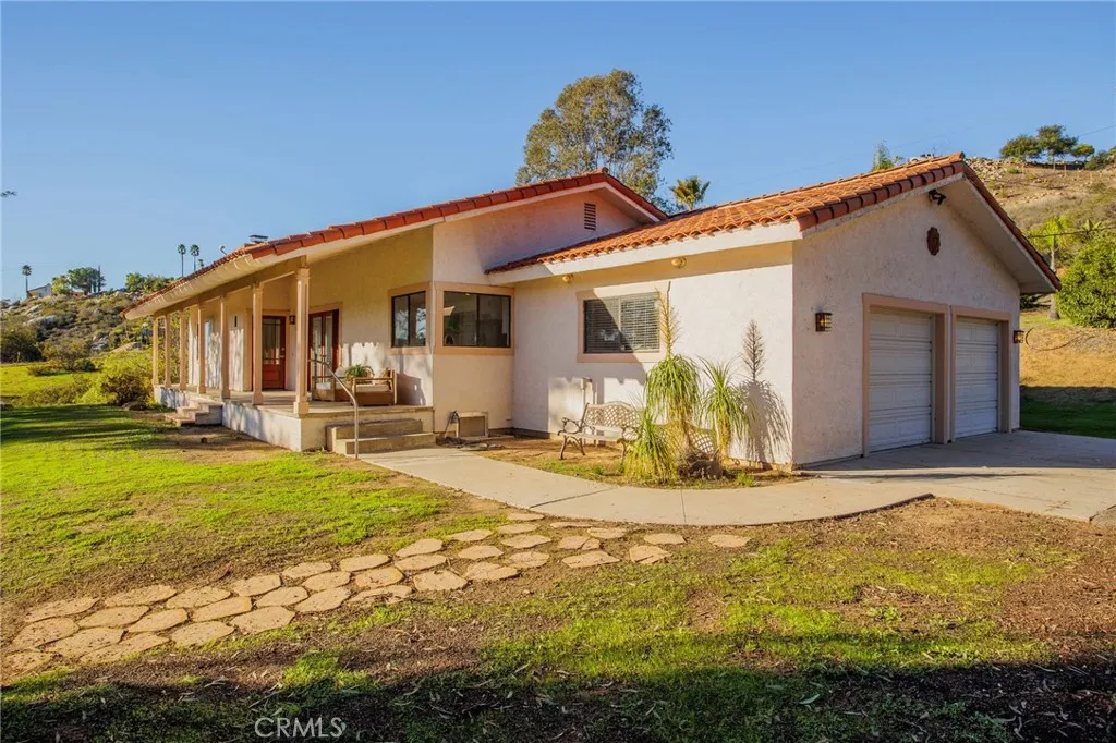https://cdn.realtyfeed.com/cdn/127/306600234/c6bbeedcd8ba5ad7d22c001bec418cb0.webp
