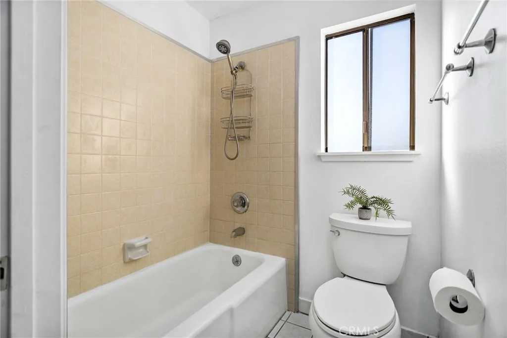 https://cdn.realtyfeed.com/cdn/127/306600234/f78ea9fc00b58e9e131e998371b79c8f.webp