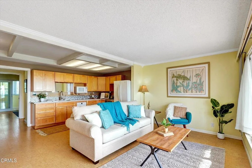 681 Ocean View Drive, Port Hueneme, CA 93041 - Photo 5 of 30, Port Hueneme, CA