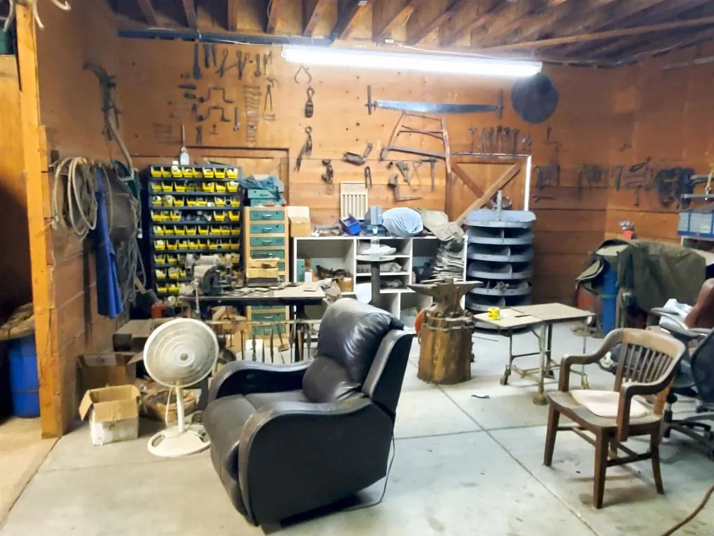 https://cdn.realtyfeed.com/cdn/127/306600309/b258035ede291a25fed9d00ef13e5cb6.webp