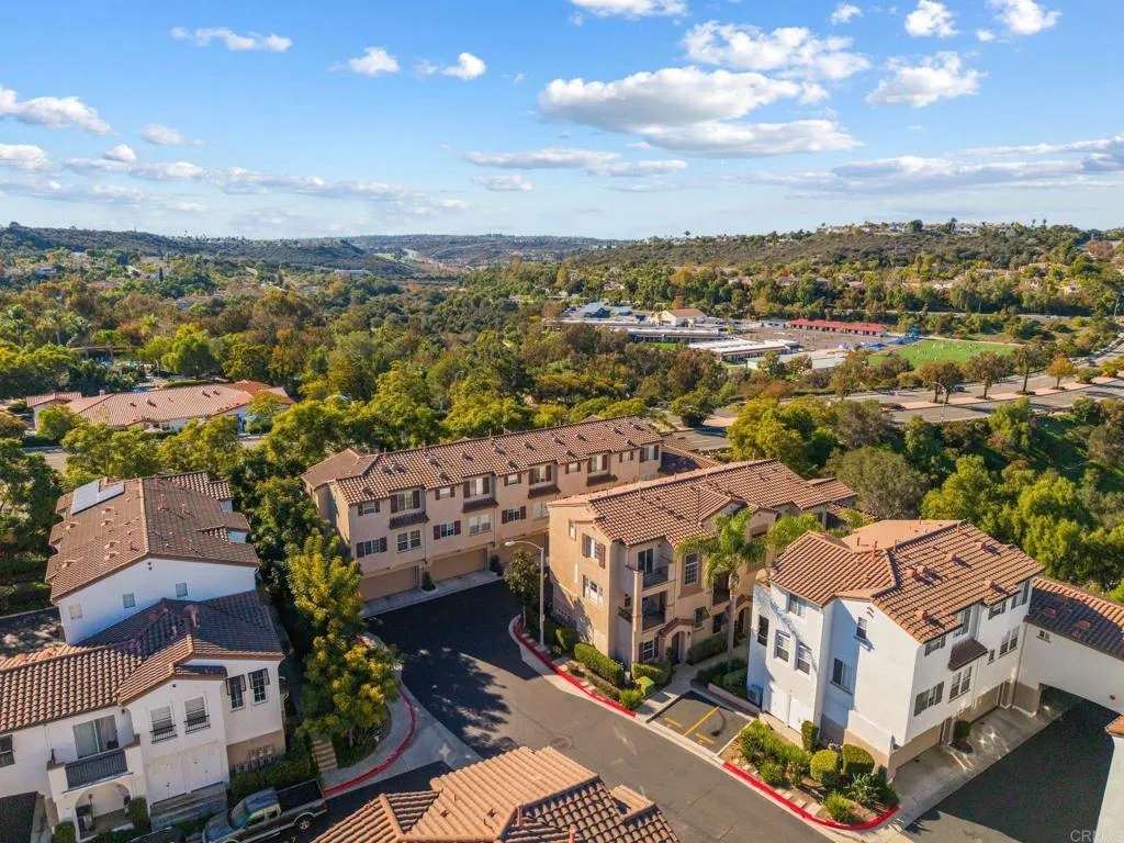 https://cdn.realtyfeed.com/cdn/127/306600338/1f54a57c1b0e327520088fdc7f8f37e9.webp
