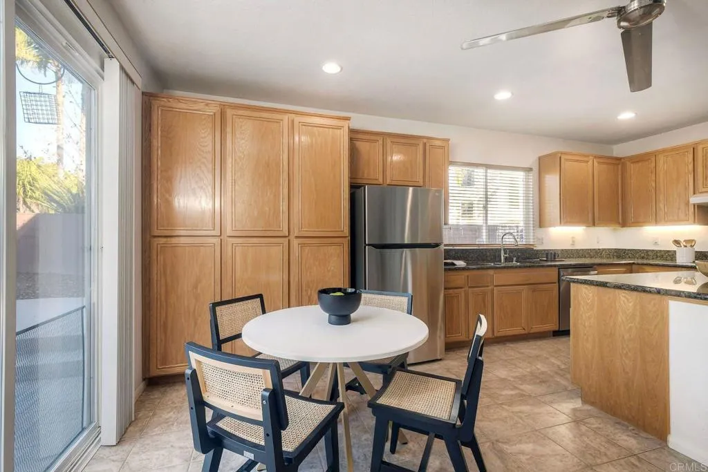 https://cdn.realtyfeed.com/cdn/127/306600365/f9de15604b6141b0f4b6a0ba8d02d81c.webp