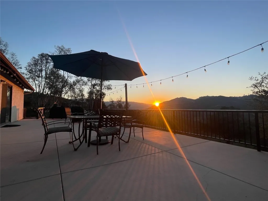 https://cdn.realtyfeed.com/cdn/127/306600407/4ada23695dd0456864ea961e40357706.webp