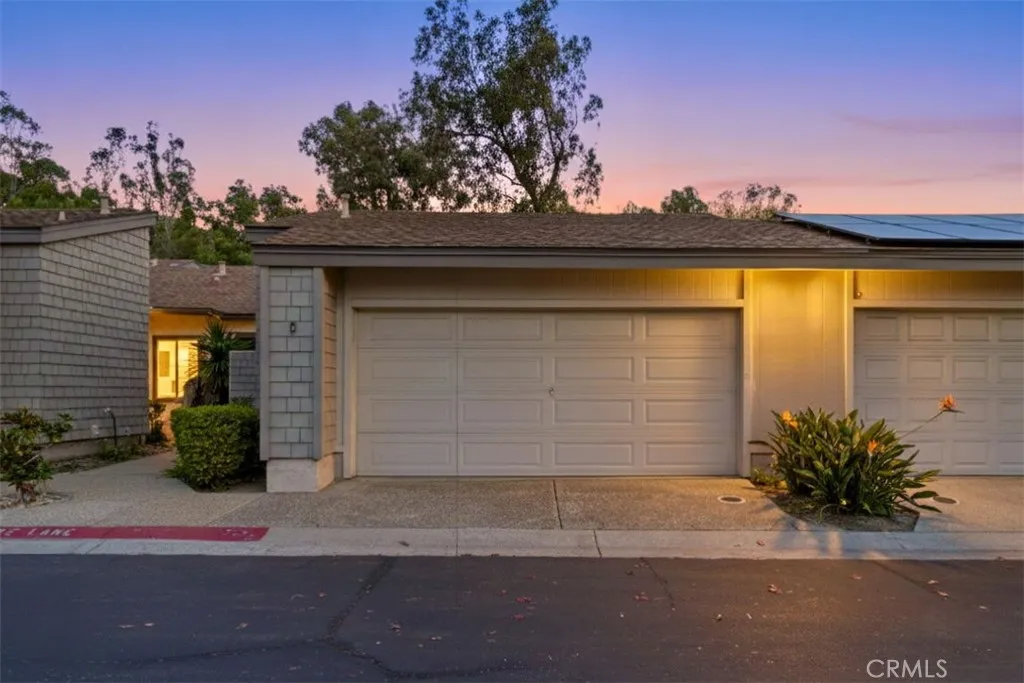 https://cdn.realtyfeed.com/cdn/127/306600530/acab844e0d81f153c43eeecb99709ddf.webp