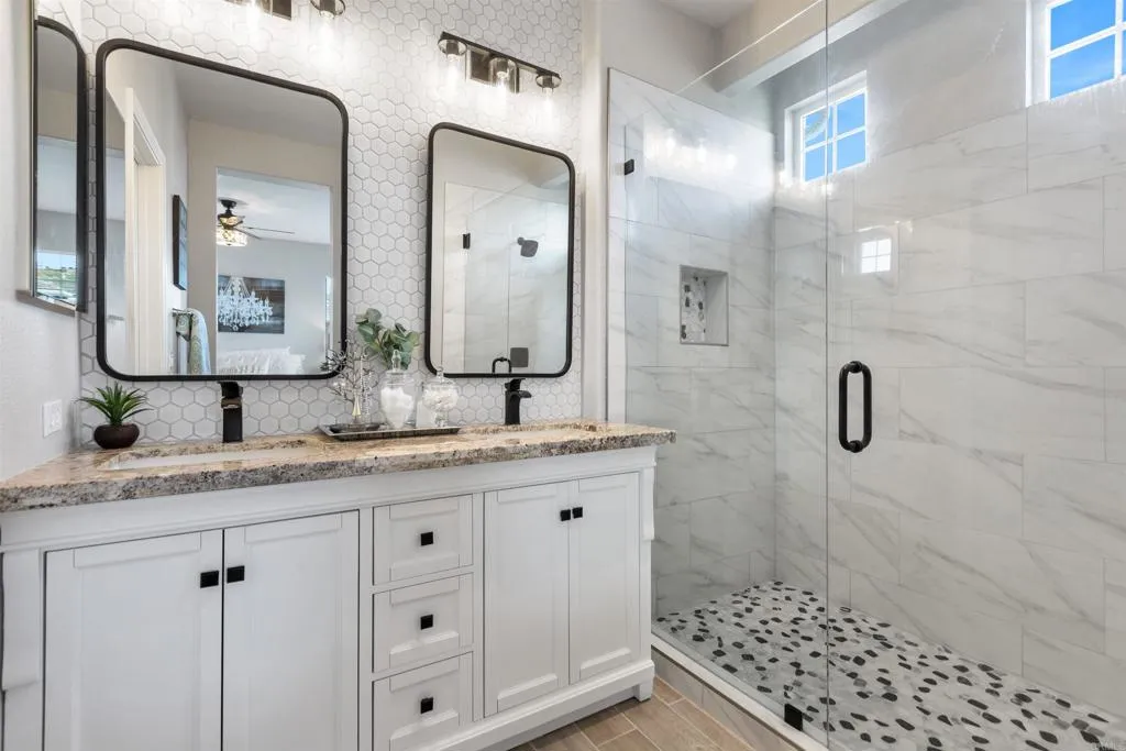 Photo #21: NDP2511324 Listing: Photo #21