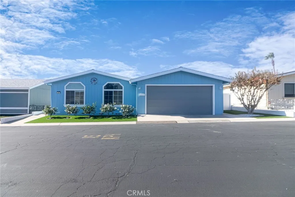 Banning, CA 92220