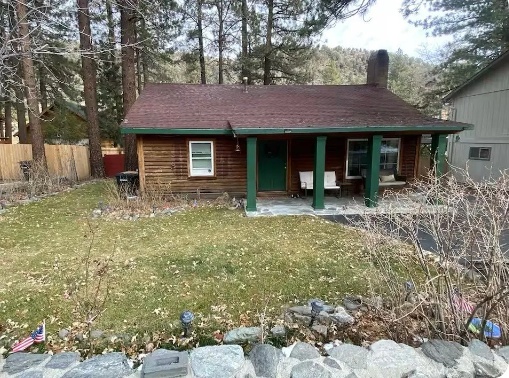 646 Mountain View Avenue, Wrightwood, CA 92397 - Photo 3 of 14, Wrightwood, CA