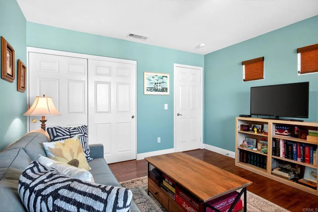 https://cdn.realtyfeed.com/cdn/127/306600731/f34a730373353a0e9ffe9c88563fb1de.webp