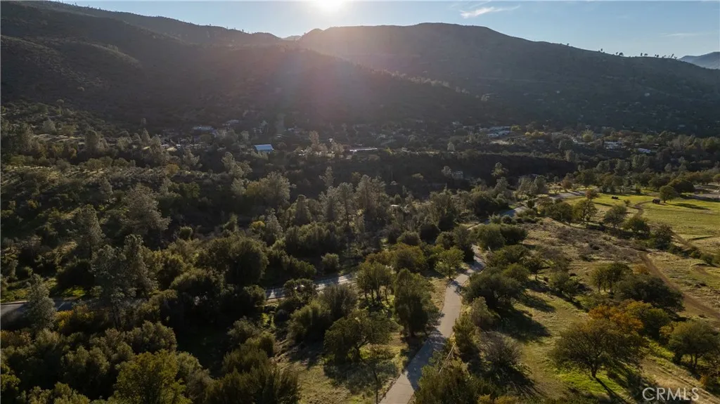 967 Bodfish Canyon