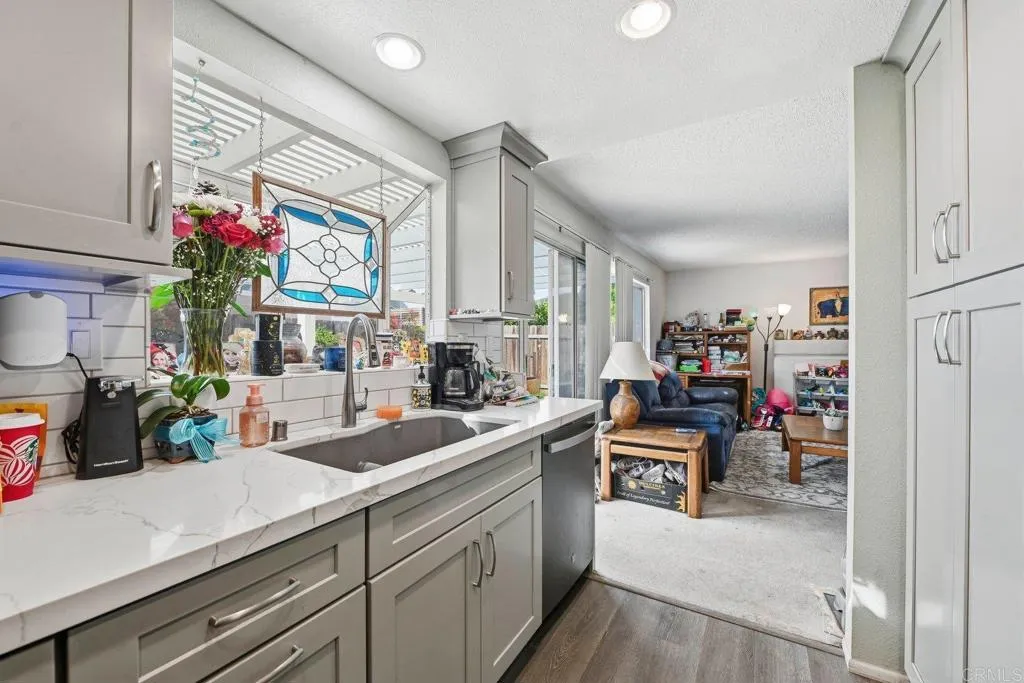 https://cdn.realtyfeed.com/cdn/127/306600758/96631202849c48f81014d7a68c2d2964.webp