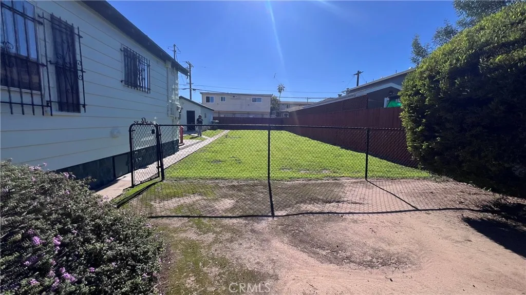 https://cdn.realtyfeed.com/cdn/127/306600768/69e6c9e9c626a6a16dde300b3222c63b.webp