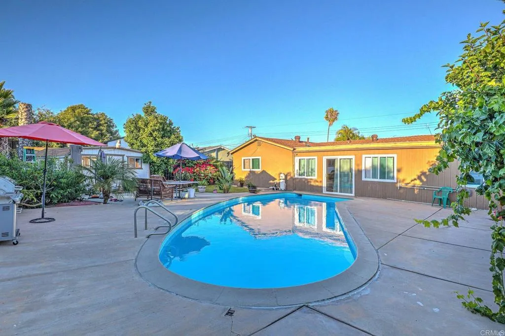 https://cdn.realtyfeed.com/cdn/127/306600776/1fab397f52162a6f03eade1aa14fa839.webp