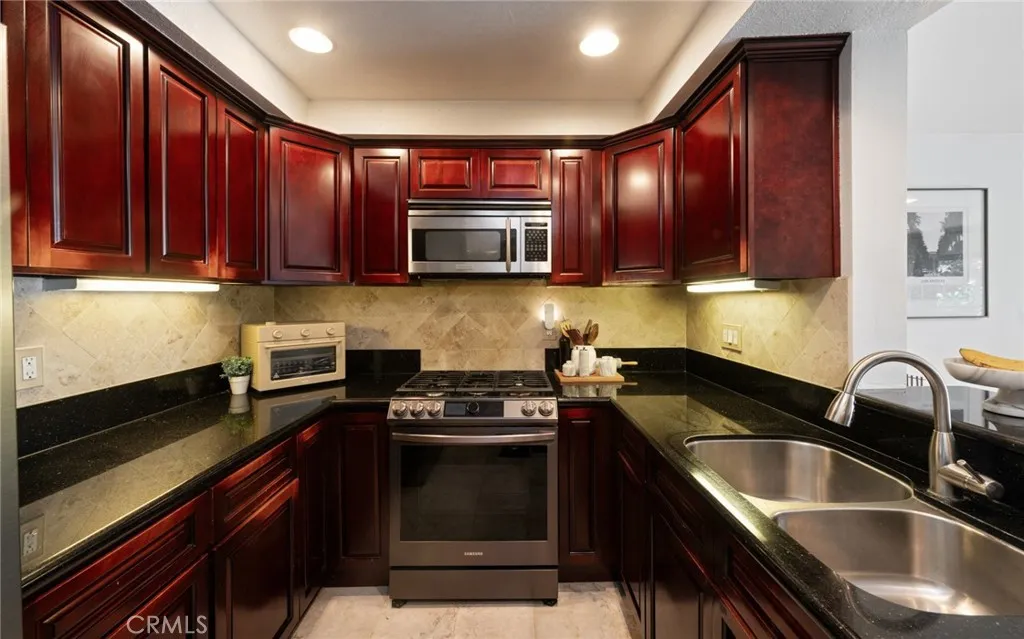 8512 Tuscany Unit 222, Playa del Rey, CA 90293 - Photo 4 of 24, Playa Del Rey, CA