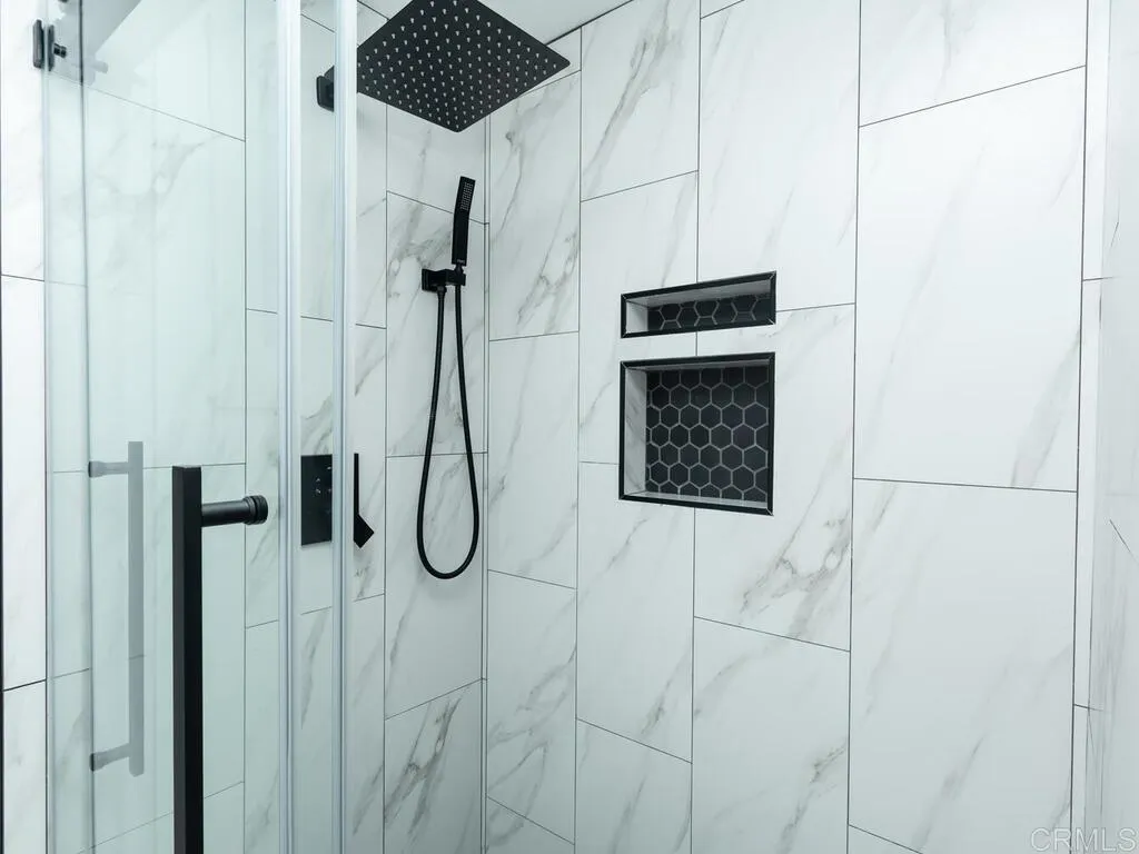 https://cdn.realtyfeed.com/cdn/127/306601063/0f03ab4ed2f5ab1706a4d5716510b7a0.webp