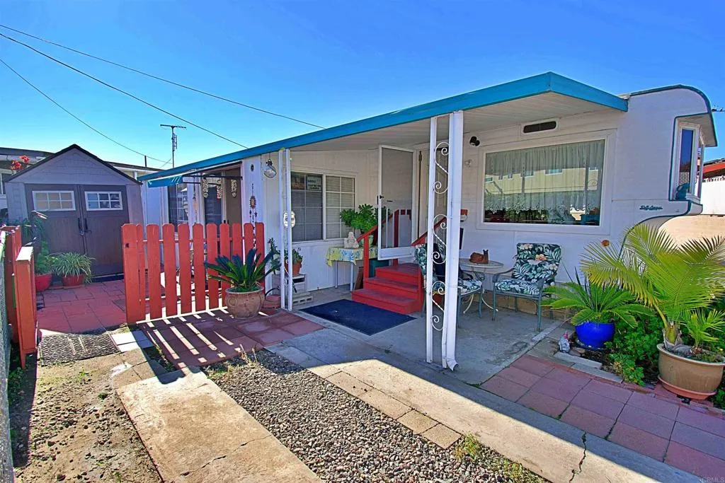 https://cdn.realtyfeed.com/cdn/127/306601132/002d7752ac32321a2ee53a0ceebd7030.webp