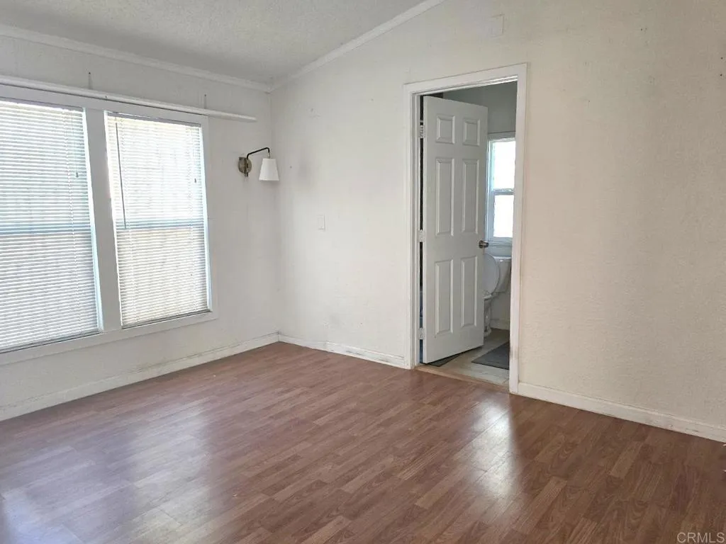 https://cdn.realtyfeed.com/cdn/127/306601246/df23b7d21851189bd07adb5545888ba7.webp