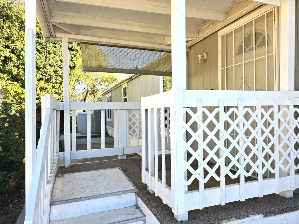 https://cdn.realtyfeed.com/cdn/127/306601246/ed9427a2ac06fc1a0a99ccaf498f32a2.webp