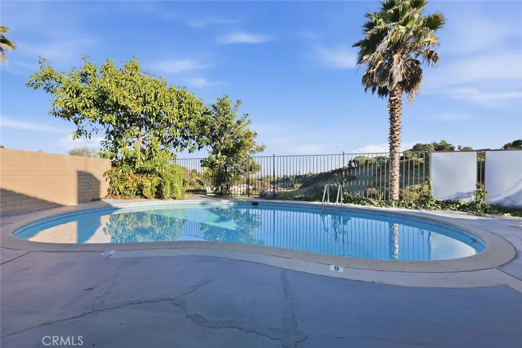 4400 Don Zarembo, Baldwin Hills, CA 90008 - Photo 4 of 54, Baldwin Hills, CA