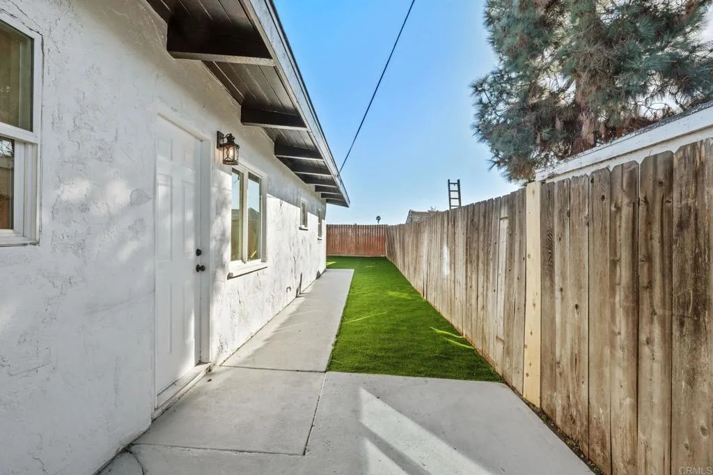https://cdn.realtyfeed.com/cdn/127/306601352/8f7b743ec574bd3705f93a499b86411a.webp