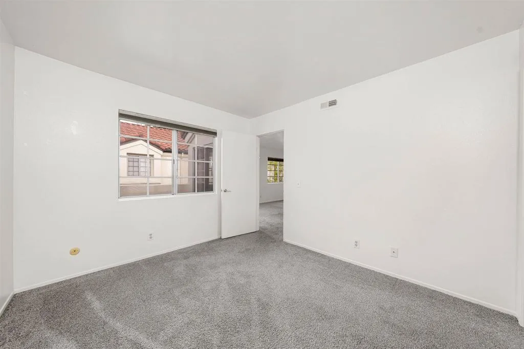 Photo #11: PTP2509046 Listing: Photo #11
