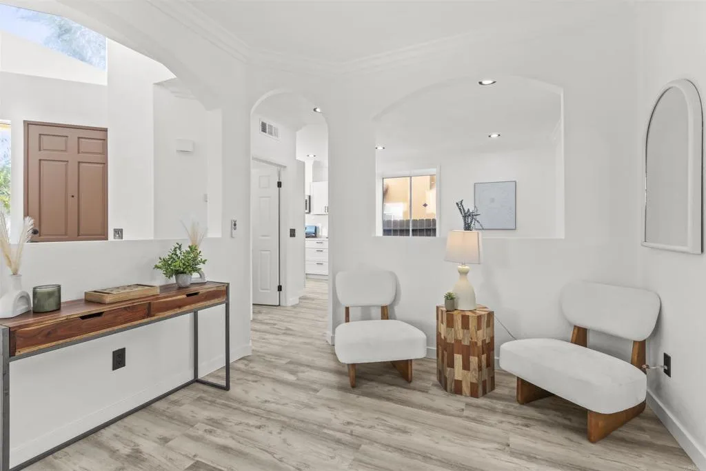 https://cdn.realtyfeed.com/cdn/127/306601399/3cddaf6ae80f97998a21586165ce2b01.webp