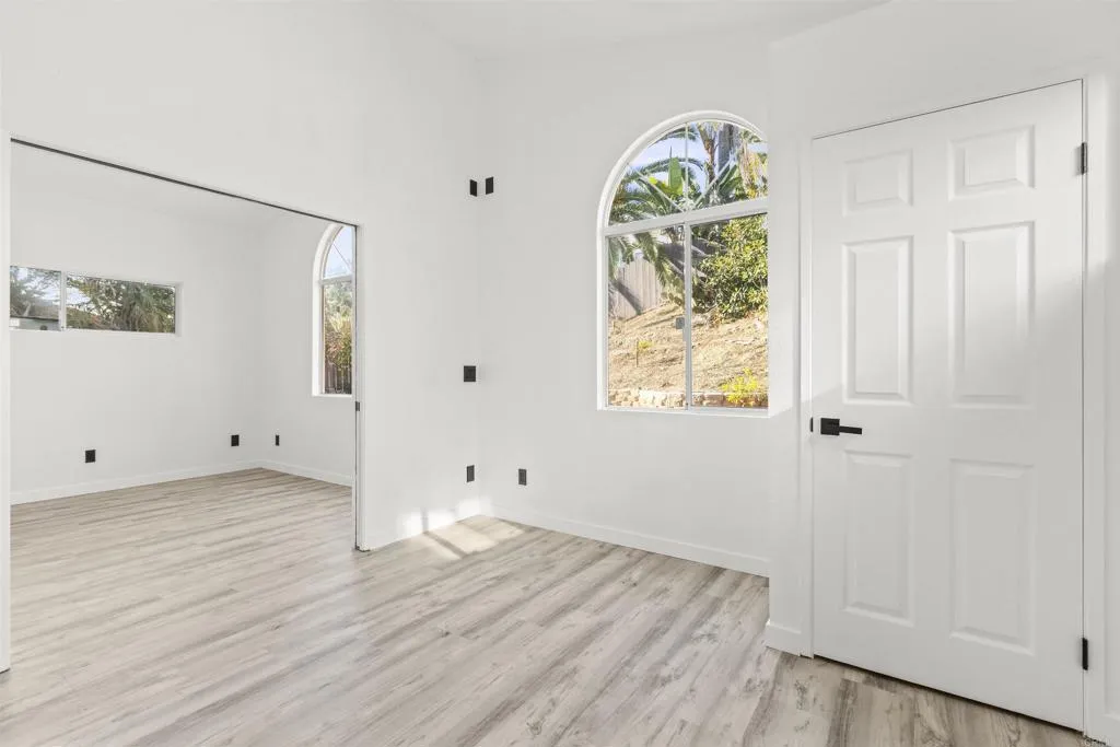 https://cdn.realtyfeed.com/cdn/127/306601399/81b1358759d217532f8b38ec8b54827c.webp