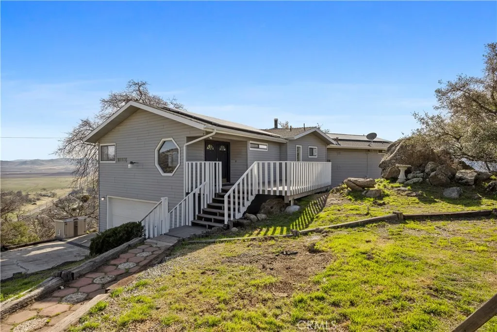 Tehachapi, CA 93561