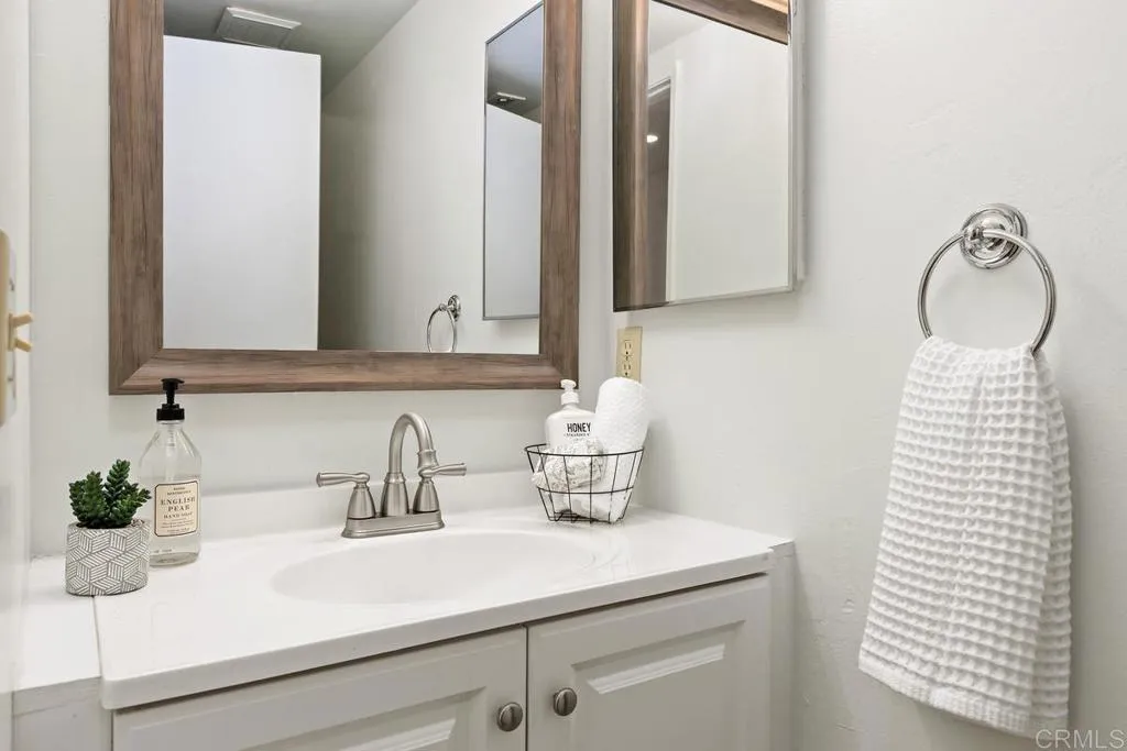 Photo #27: NDP2511356 Listing: Photo #27