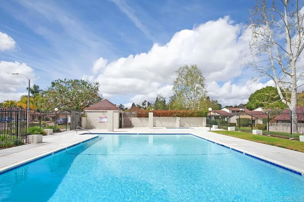 Photo #34: NDP2511356 Listing: Photo #34